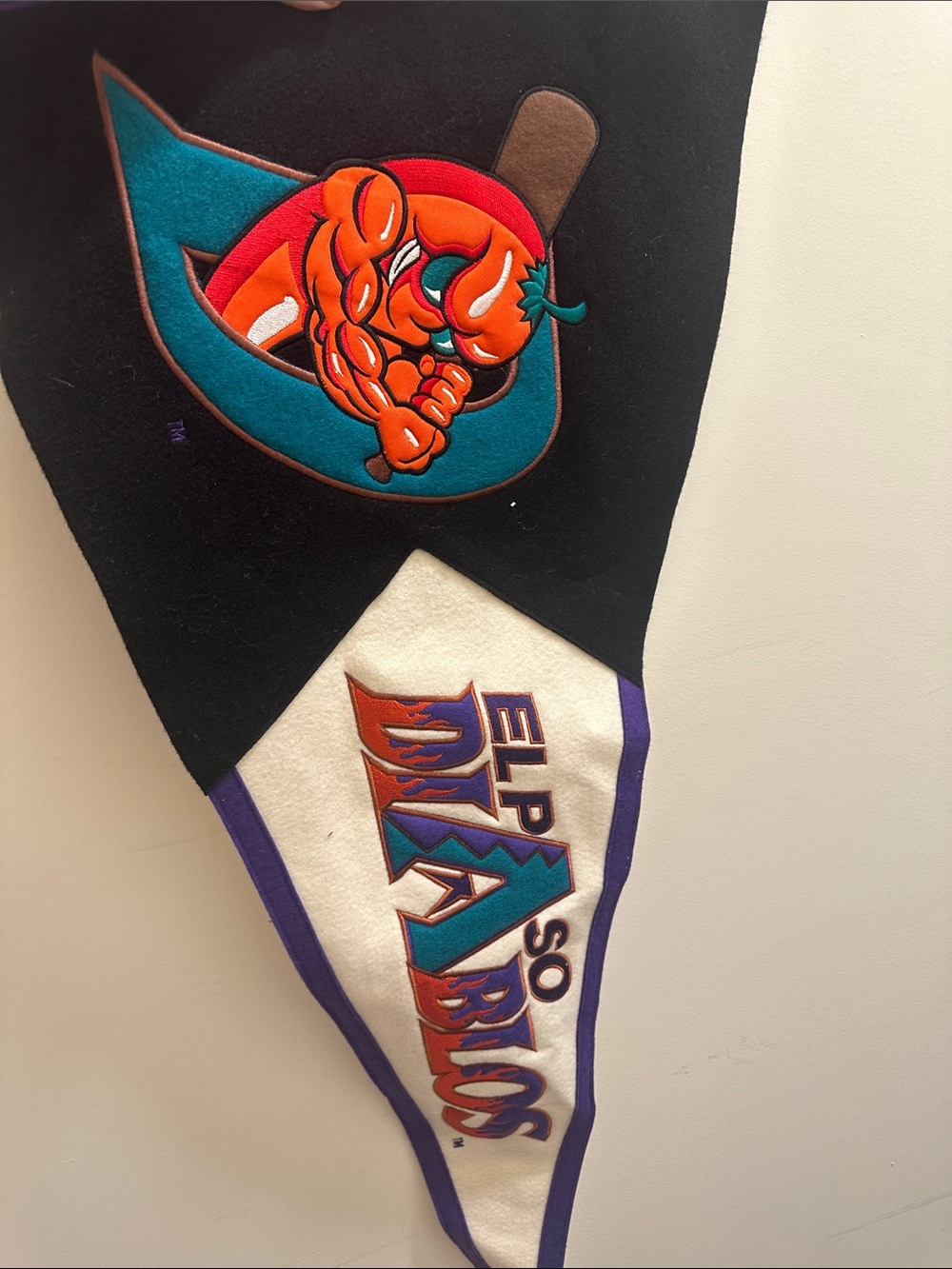 El Paso diablos pennant huge 36 inches long wool